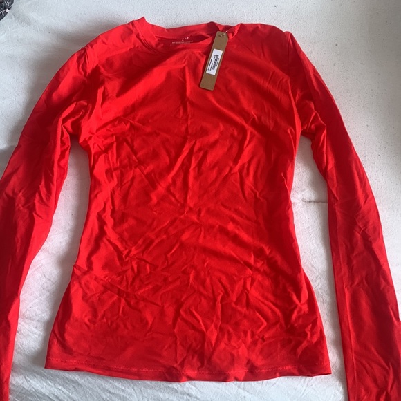 SKIMS FITS EVERYBODY LONG SLEEVE TEE - Picture 3 of 3